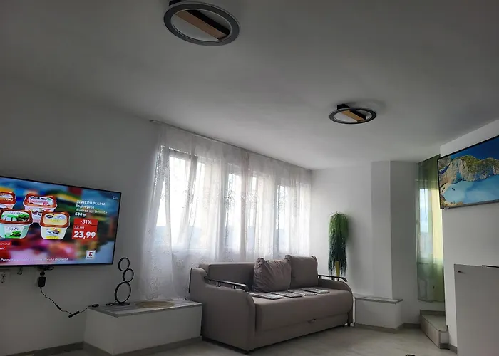 Апартаменти Penthouse Marasti