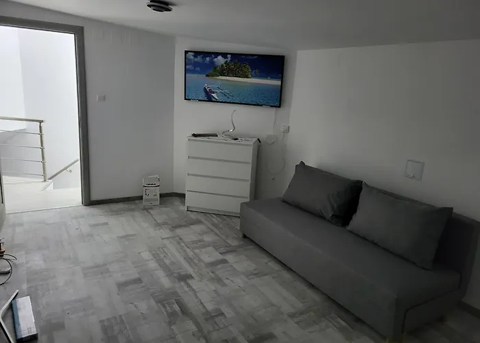 Penthouse Marasti Апартаменти *